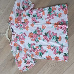 Ann Taylor petite floral blouse